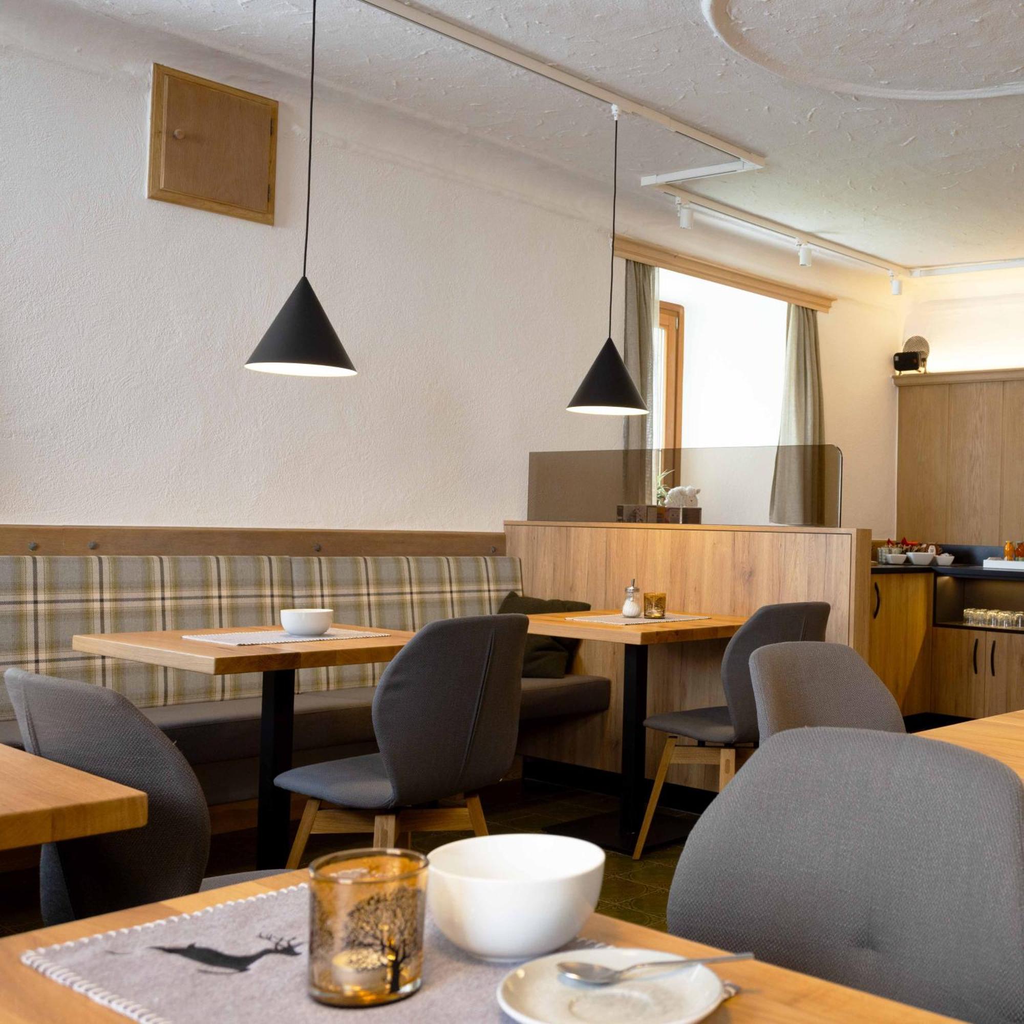 Hotel Garni Loewen Silz Ngoại thất bức ảnh